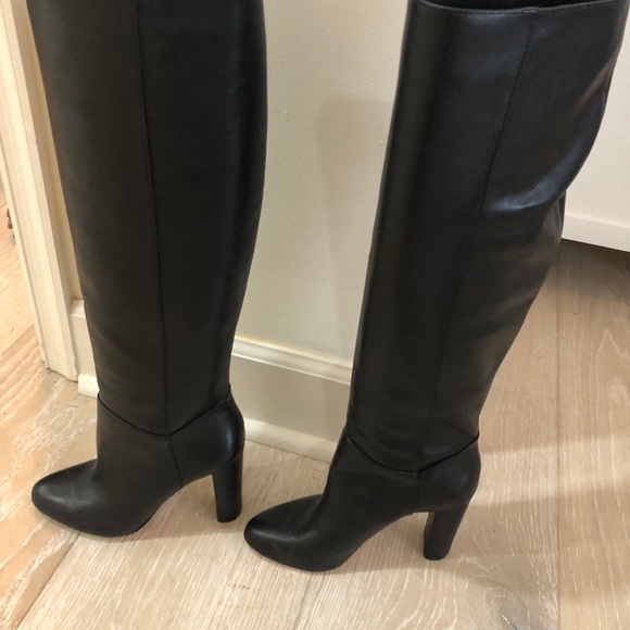 ANTONIO MELANI Shoes - Antonio Melani size 8 above the knee boots. Black leather. Worn once.